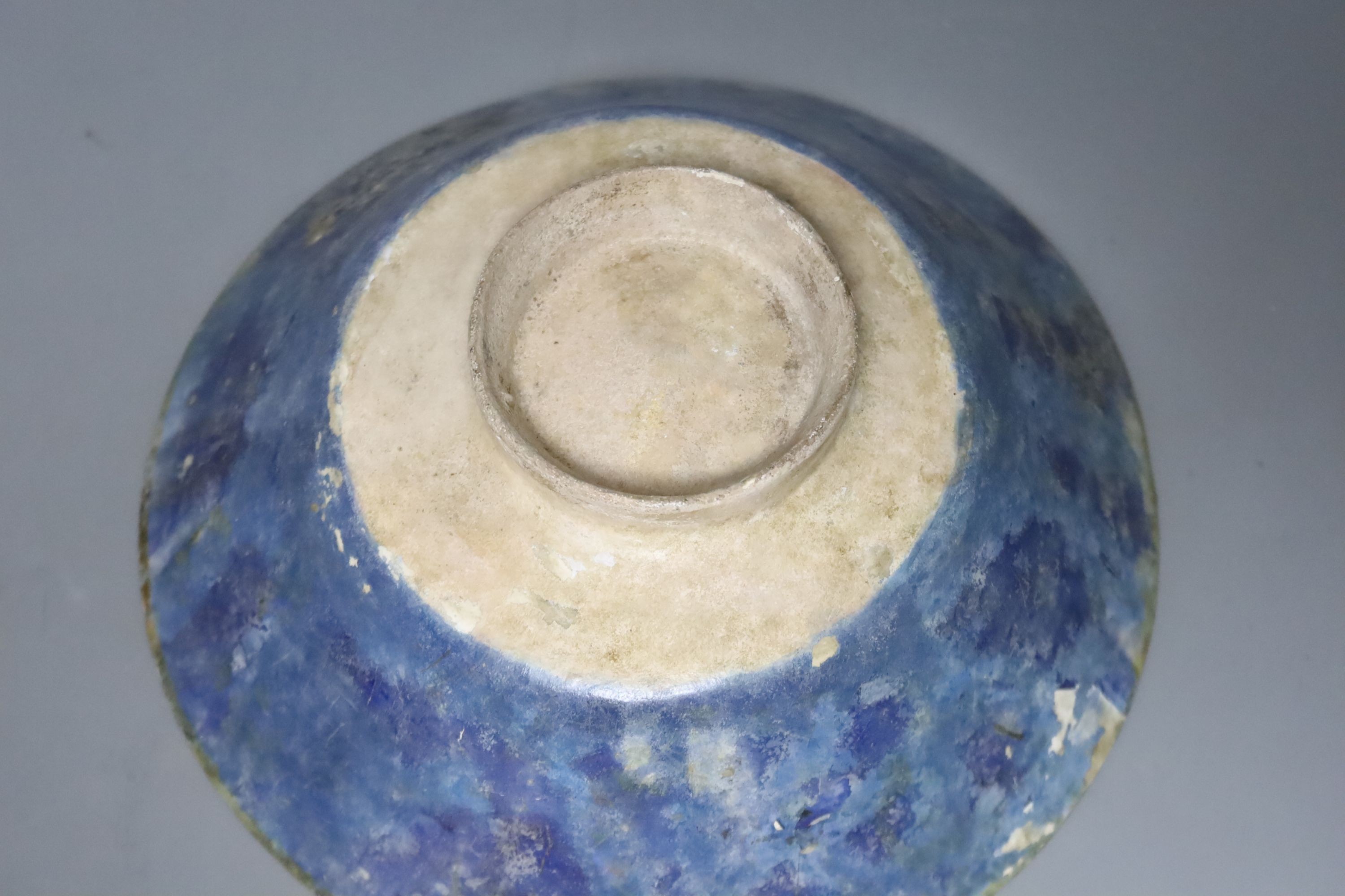 A Persian medieval bowl, diameter 21.5cm